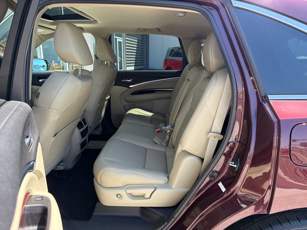 Used 2016 Acura MDX w/ Technology Package AWD/4WD image 12