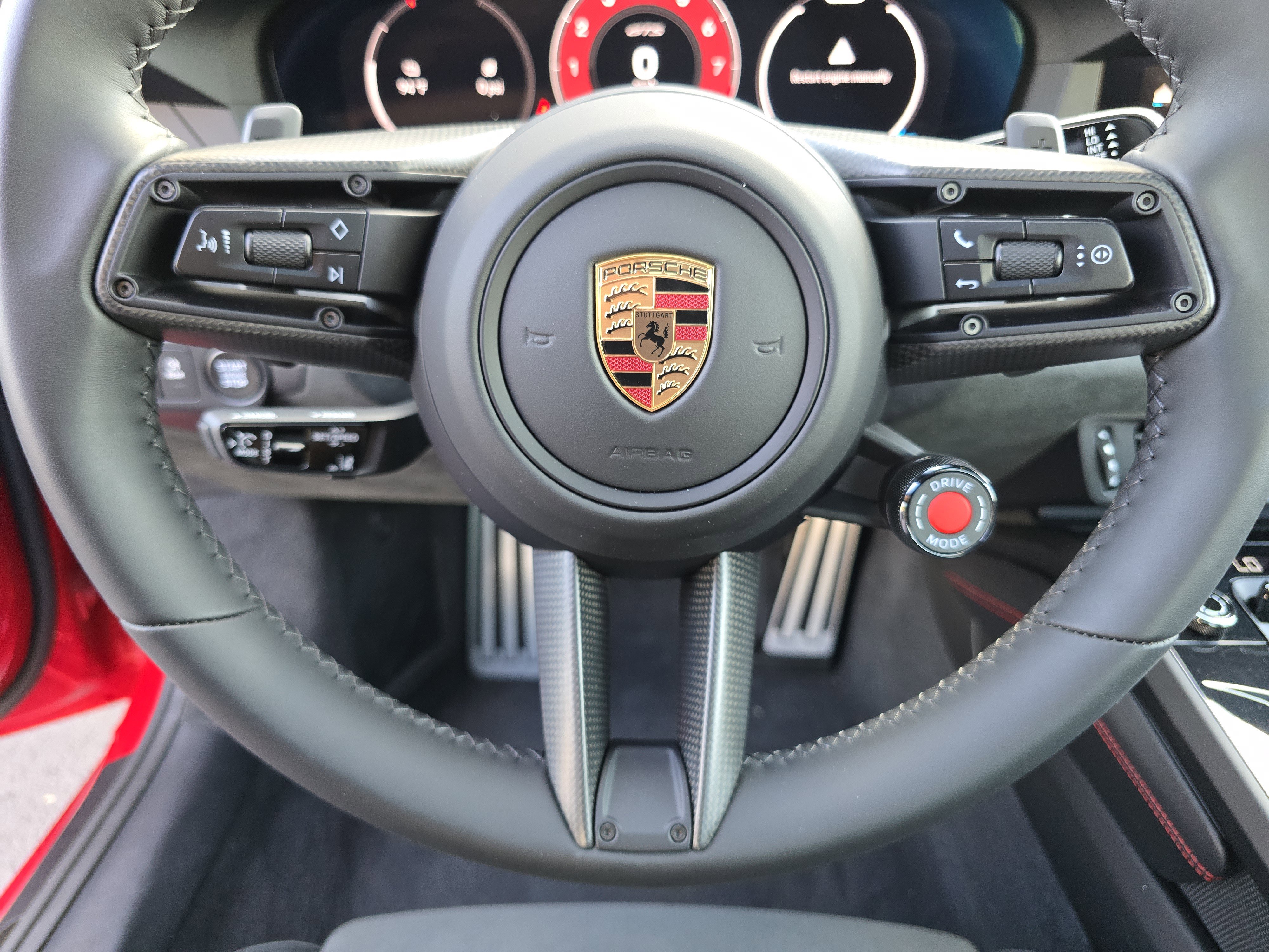 Certified 2025 Porsche 911 Carrera 4 GTS image 40