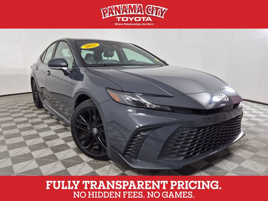 Used 2025 Toyota Camry SE
