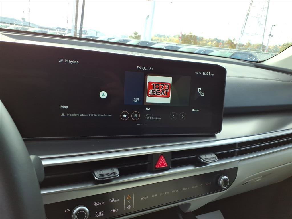 Used 2024 Kia Sorento S w/ Panoramic Sunroof Package image 20