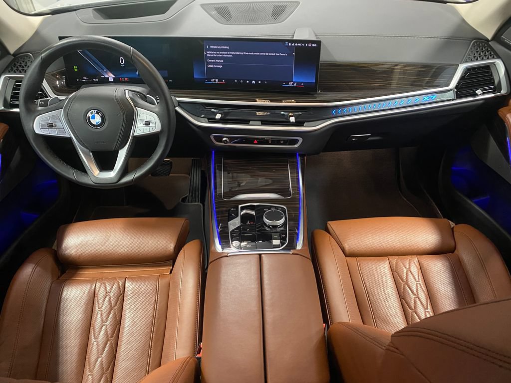 Used 2026 BMW X7 xDrive40i AWD/4WD image 15