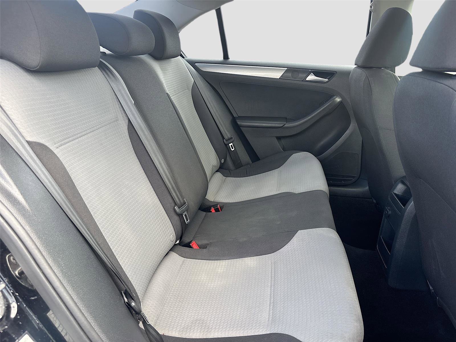 Used 2018 Volkswagen Jetta S image 26