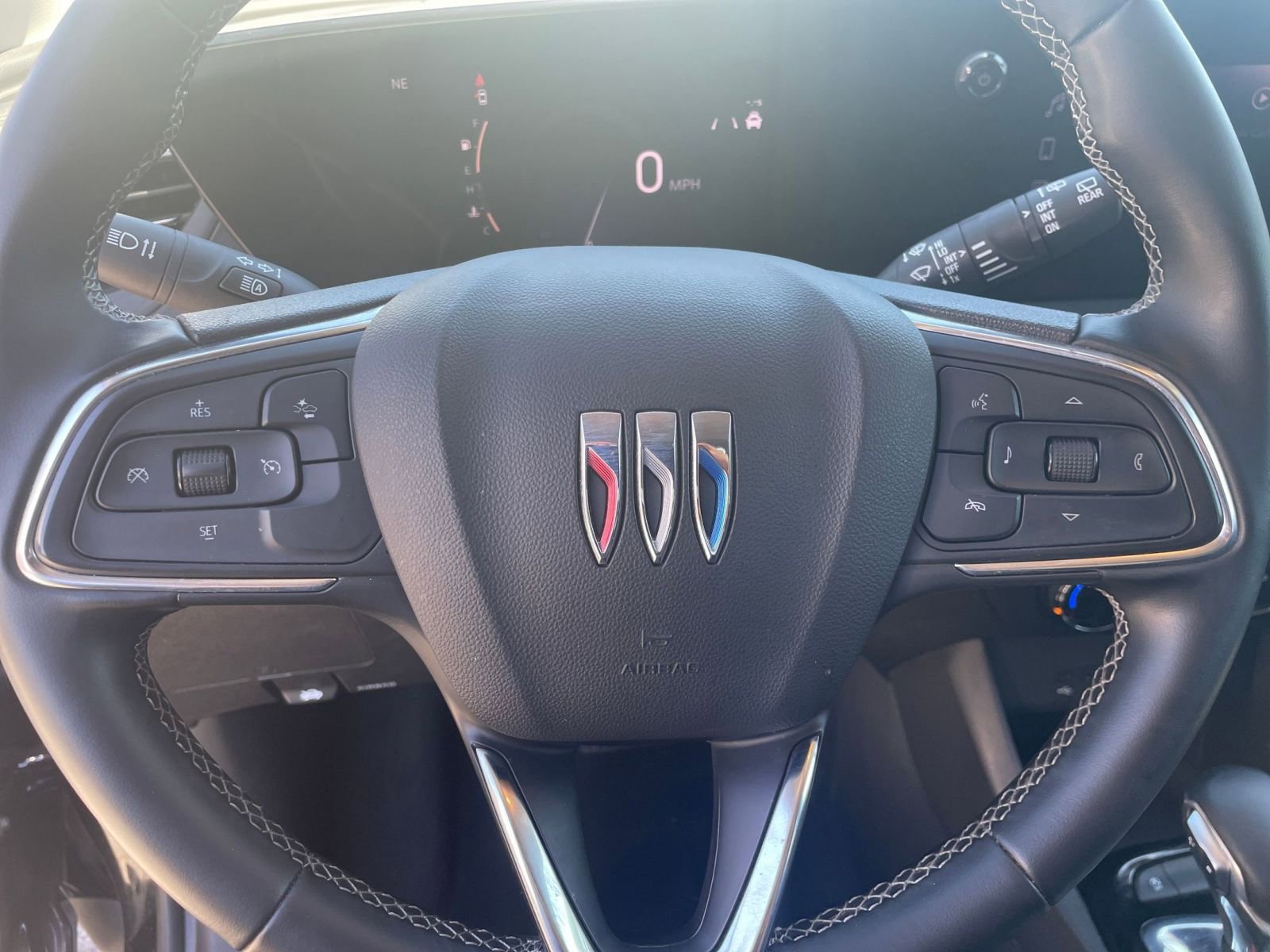 Used 2025 Buick Encore GX Preferred image 27