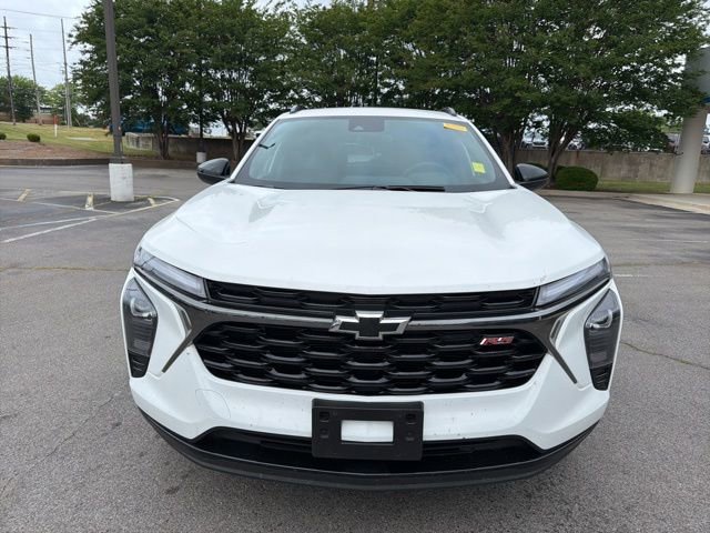 Used 2025 Chevrolet Trax RS w/ Driver Confidence Package FWD image 9