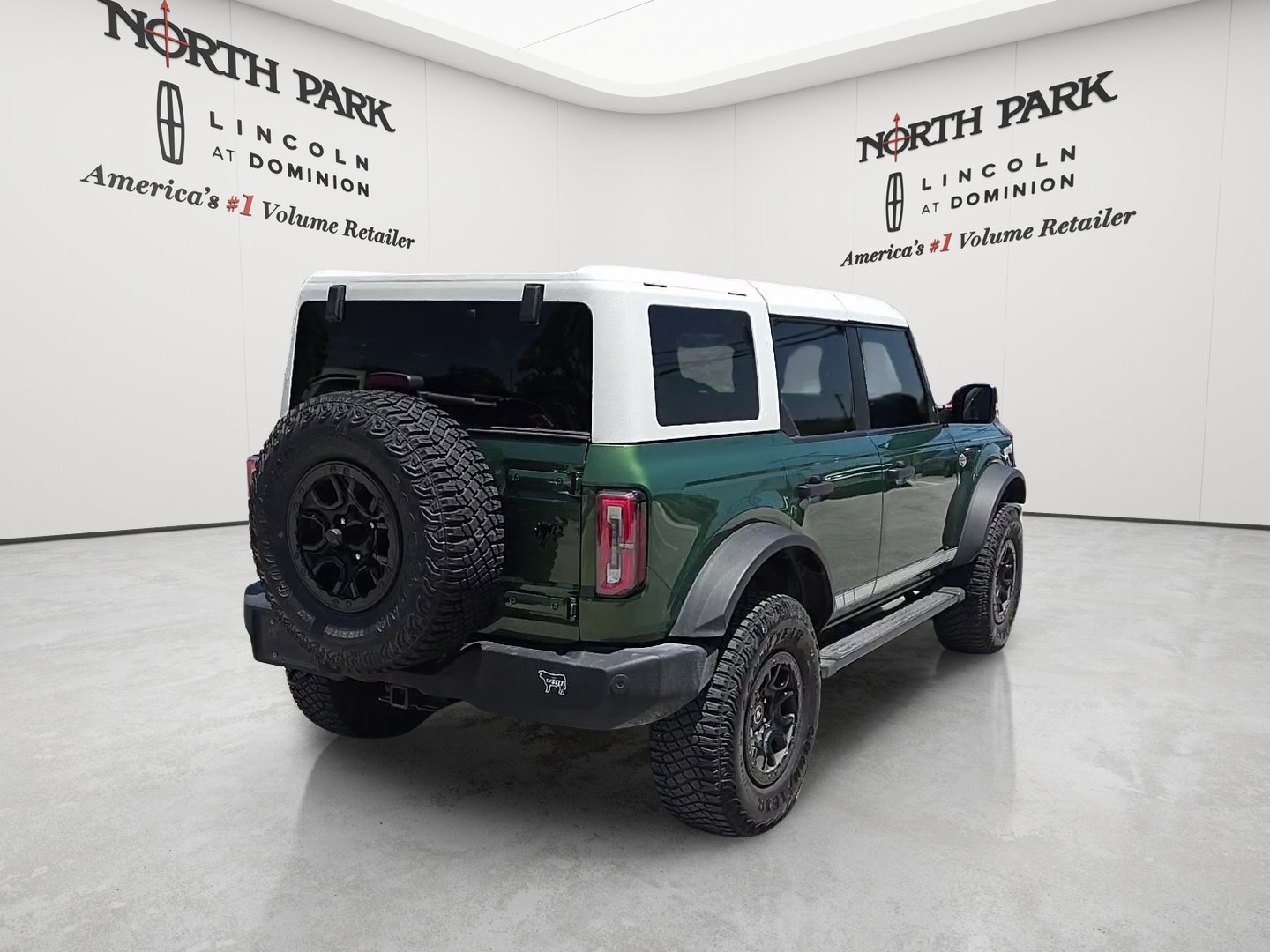 Used 2022 Ford Bronco Wildtrak AWD/4WD image 5