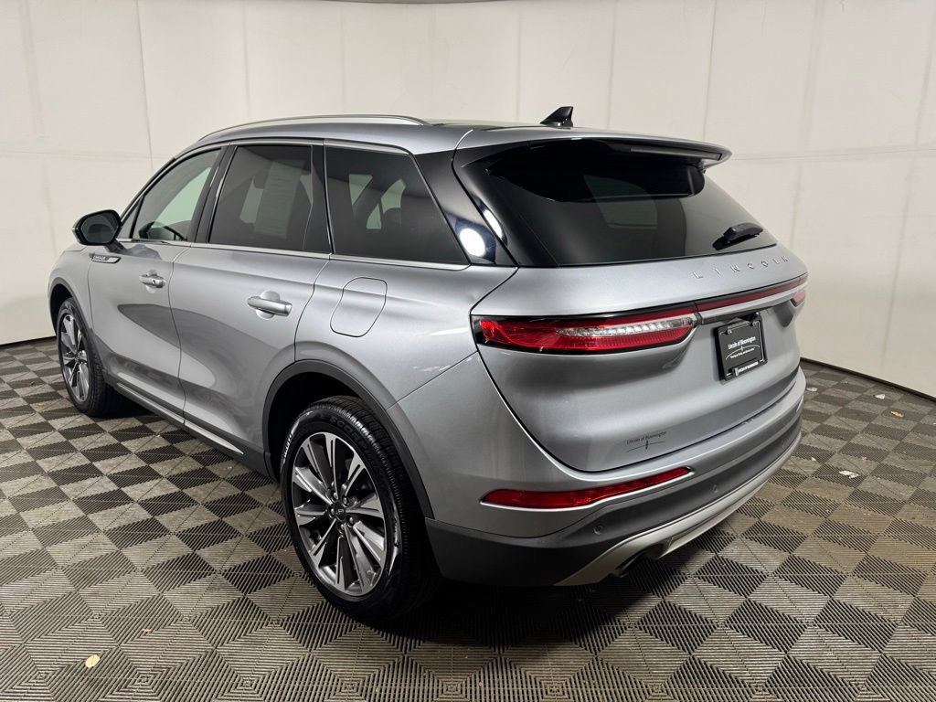 Certified 2022 Lincoln Corsair Reserve w/ Elements Package AWD/4WD image 3