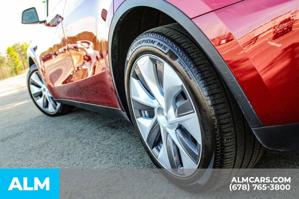 Used 2024 Tesla Model Y Long Range image 15