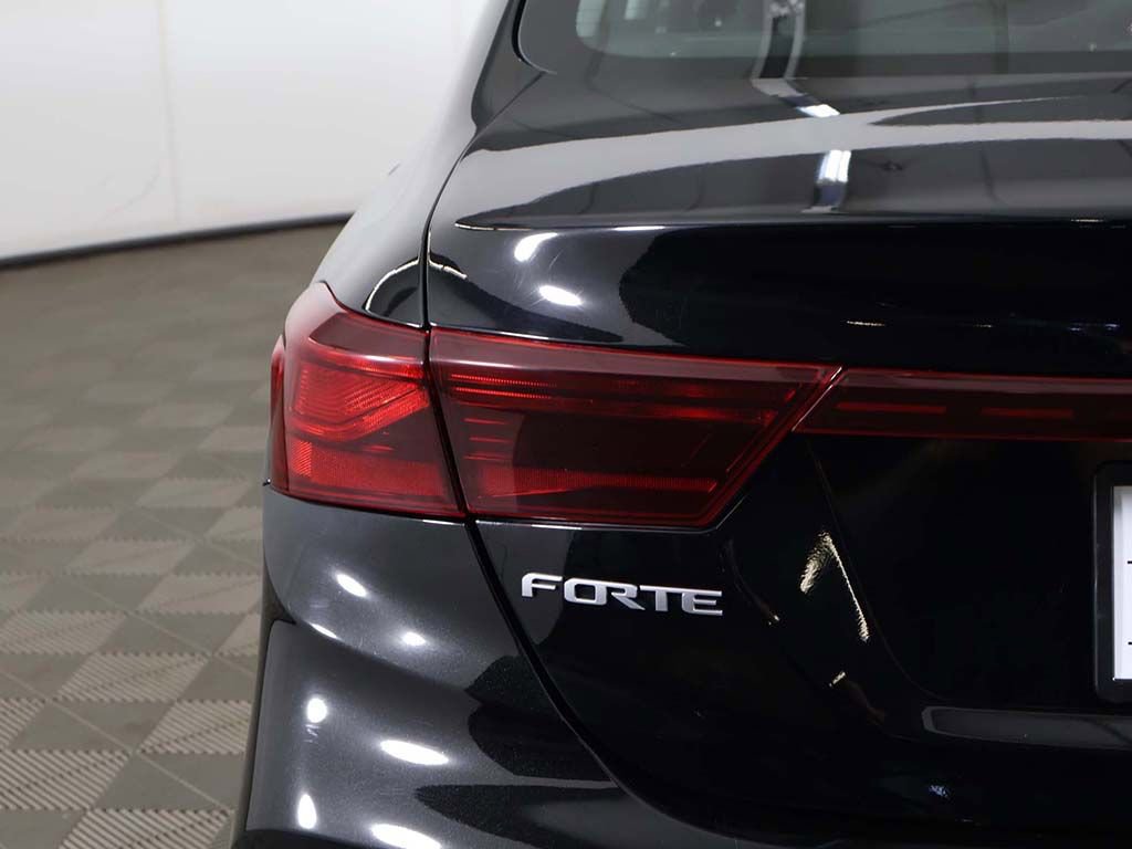 Used 2023 Kia Forte LXS w/ LXS Technology Package image 14