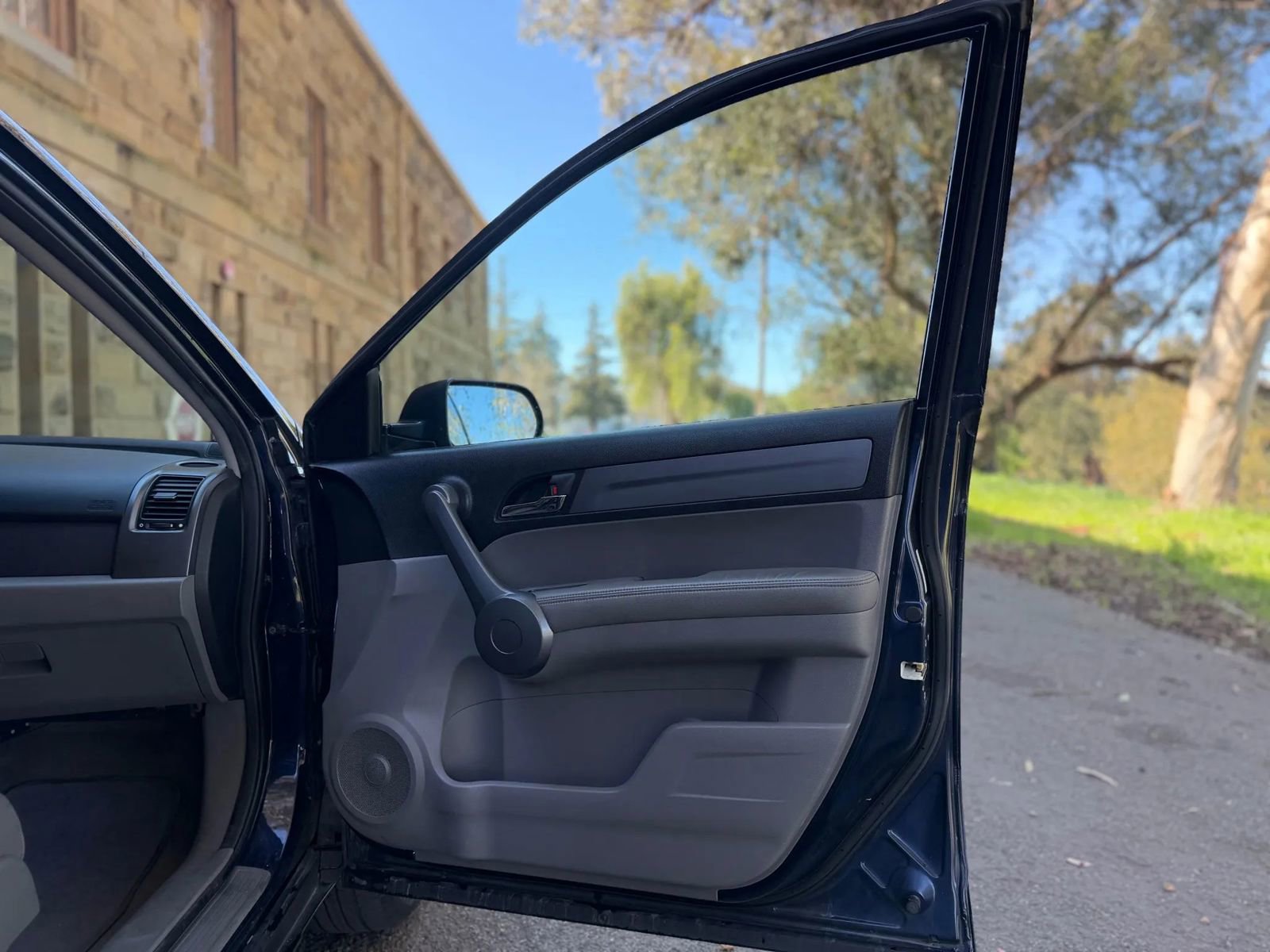 Used 2008 Honda CR-V EX-L image 31