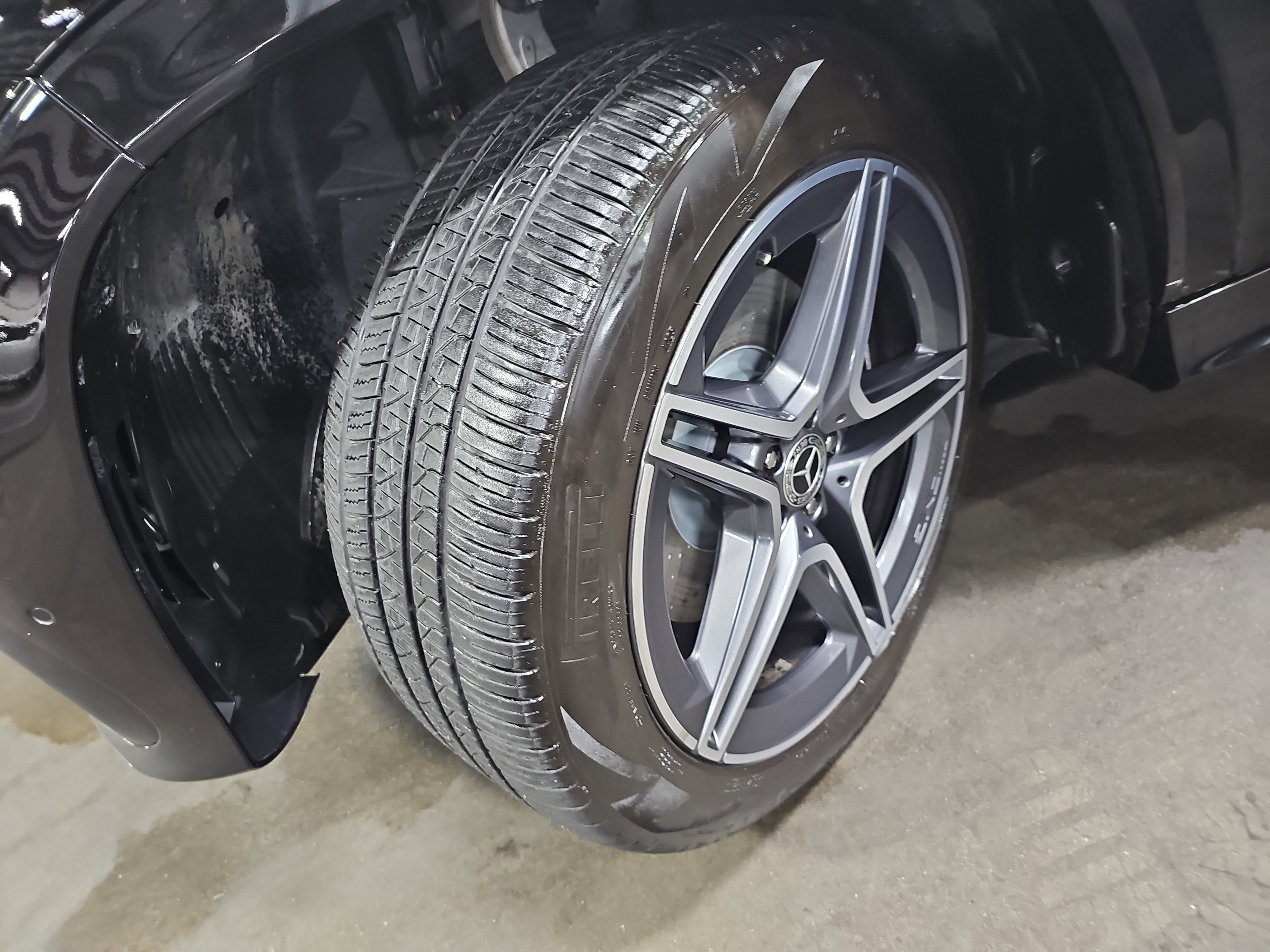 Used 2024 Mercedes-Benz GLS 450 4MATIC image 36