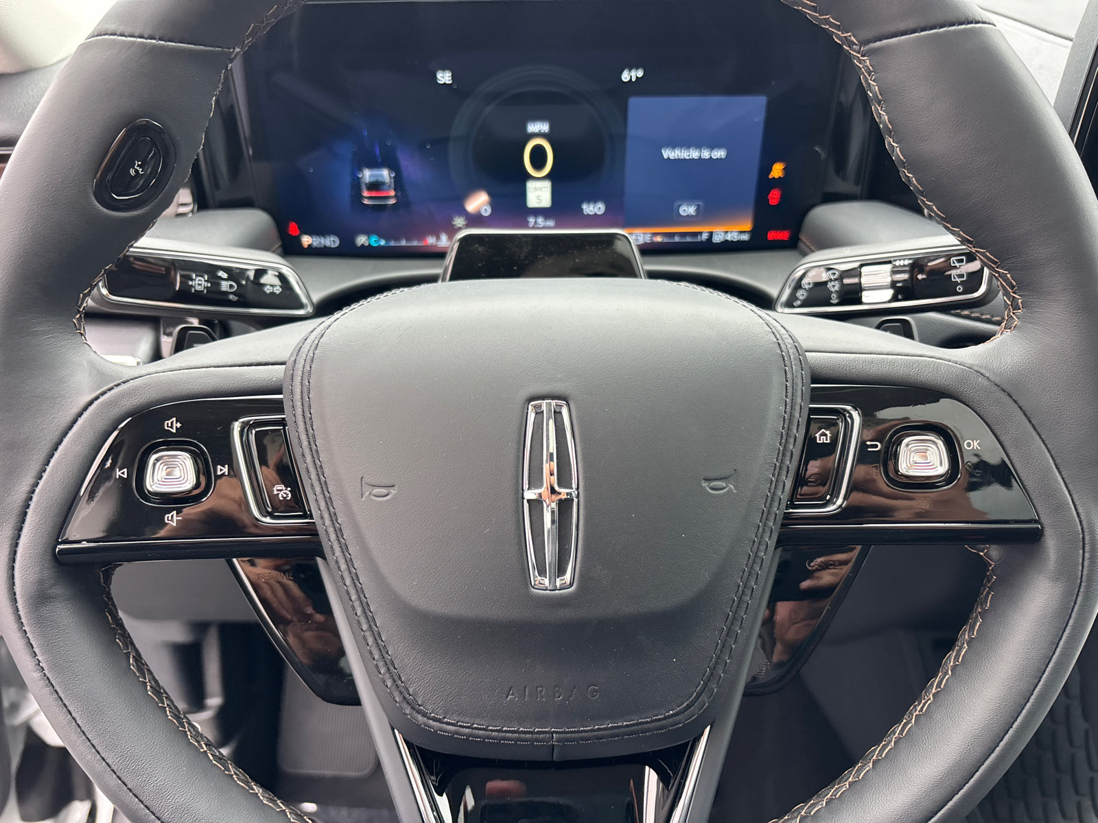 New 2027 Lincoln Aviator Reserve AWD/4WD image 16