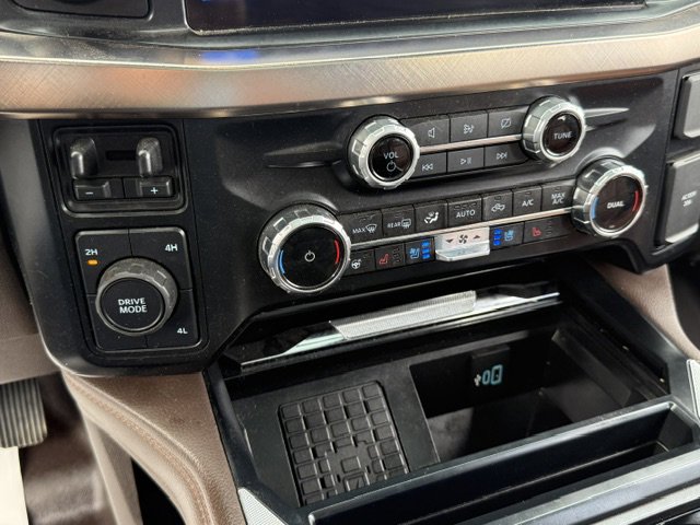 Used 2024 Ford F350 King Ranch w/ Chrome Package image 16