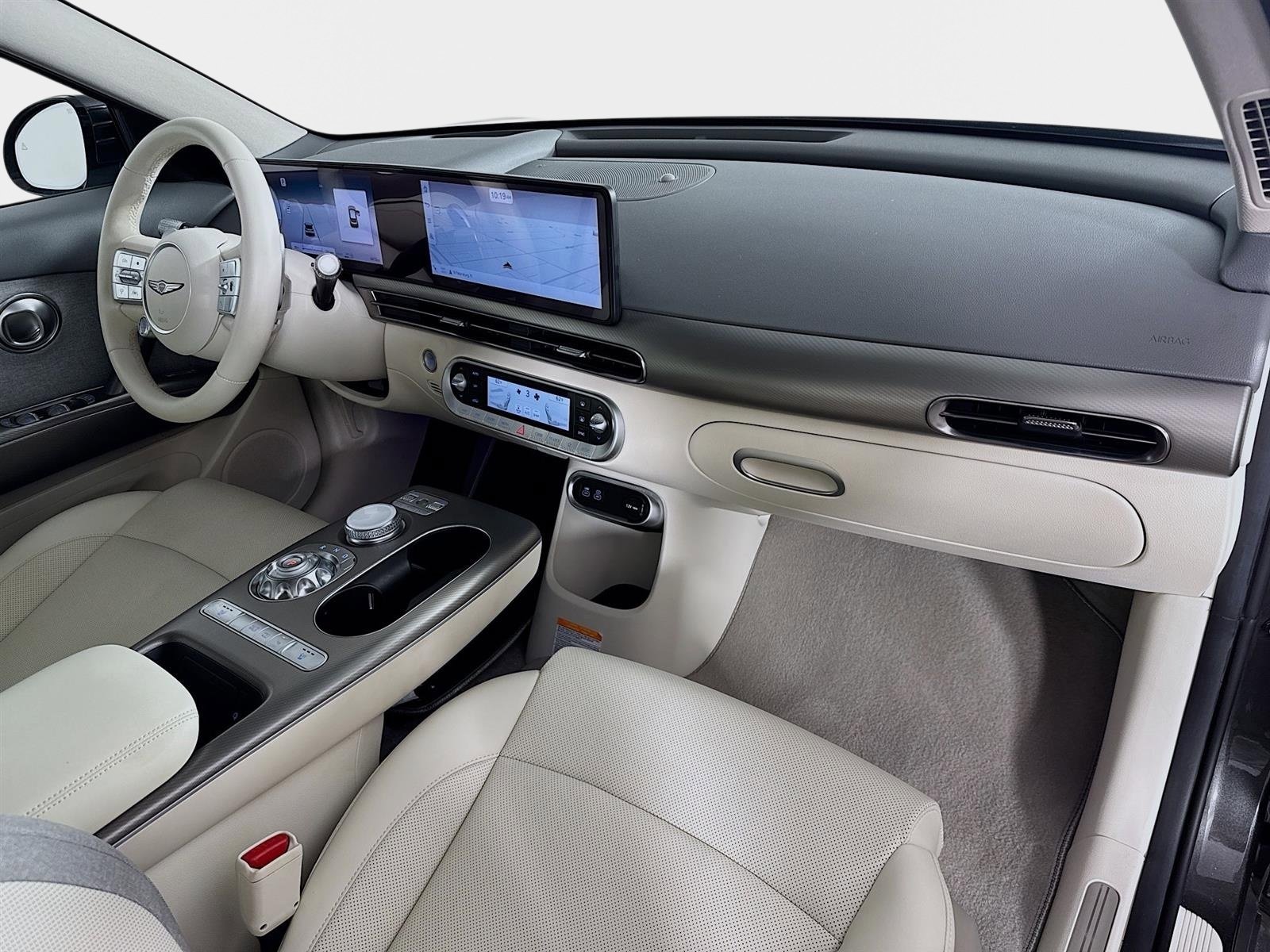 New 2024 Genesis GV60 RWD image 30