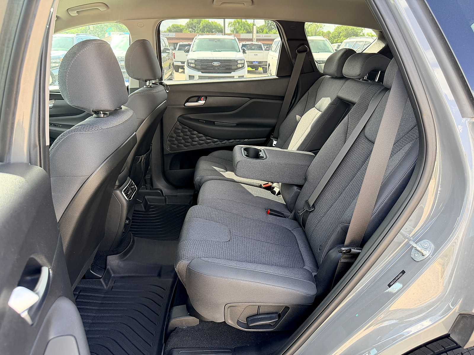 Used 2023 Hyundai Santa Fe SEL FWD image 20