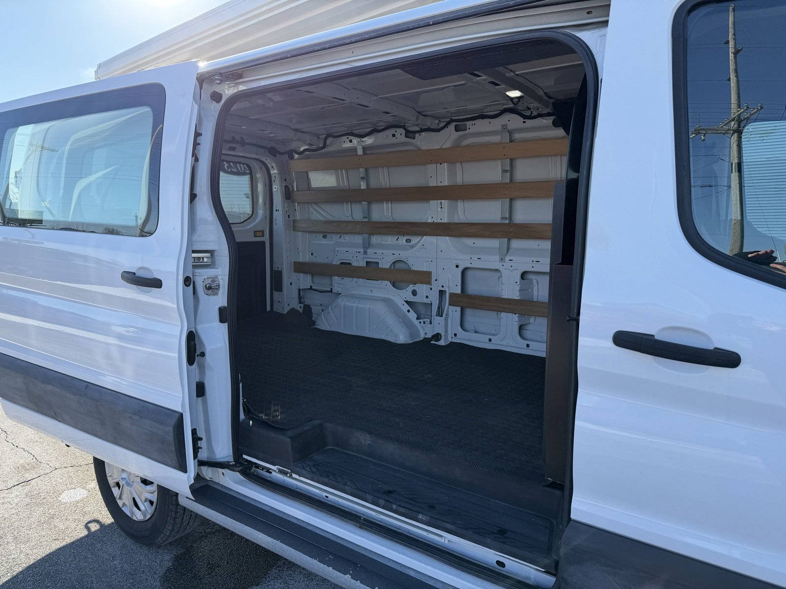 Used 2023 Ford Transit 250 Low Roof w/ Exterior Upgrade Package image 10