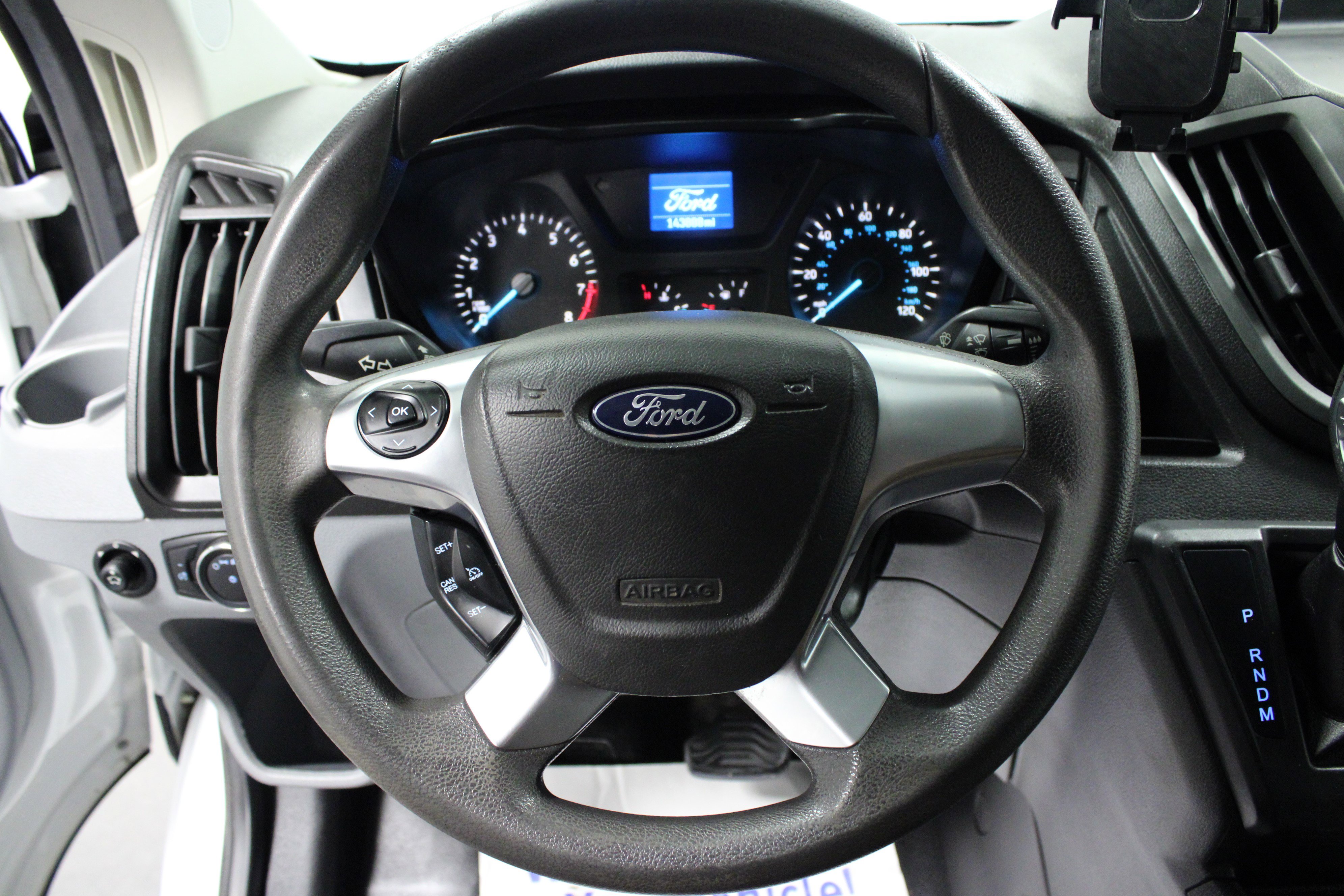 Used 2018 Ford Transit 250 130 Low Roof w/ Exterior Upgrade Package image 15