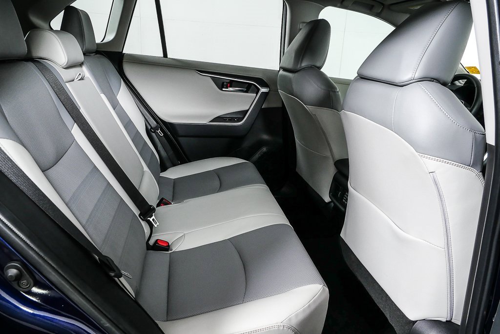 Used 2023 Toyota RAV4 Limited image 22
