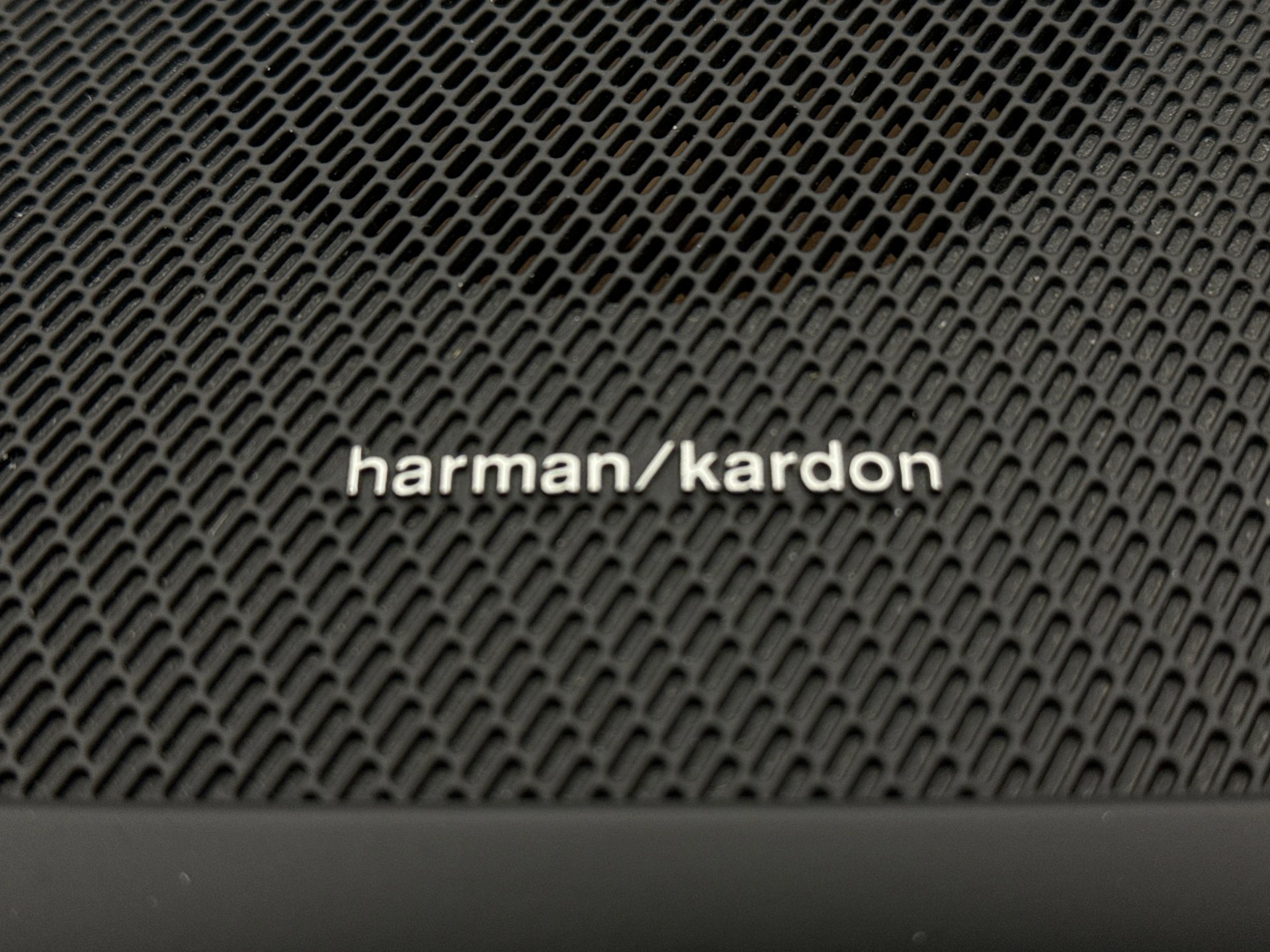 Used 2021 Volvo XC60 T8 Inscription w/ Advanced Package image 17