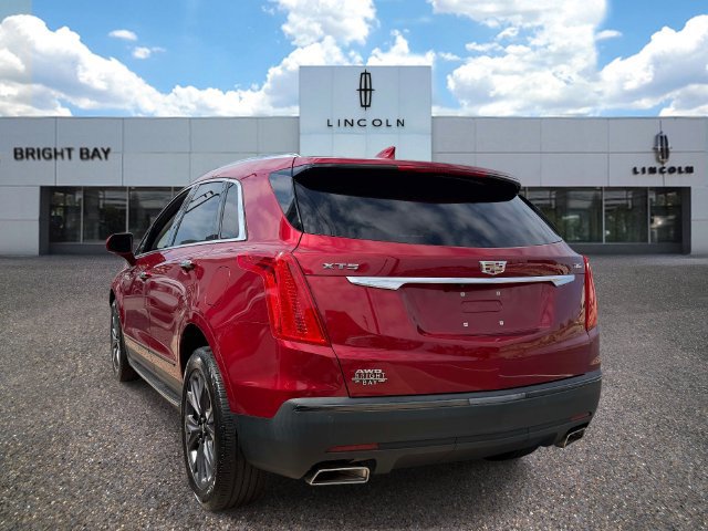 Used 2019 Cadillac XT5 Luxury w/ LPO, Black Ice Package AWD/4WD image 3