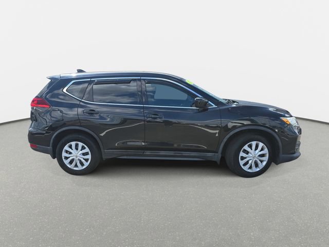 Used 2018 Nissan Rogue S image 4