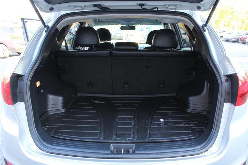 Used 2012 Hyundai Tucson Limited FWD image 24