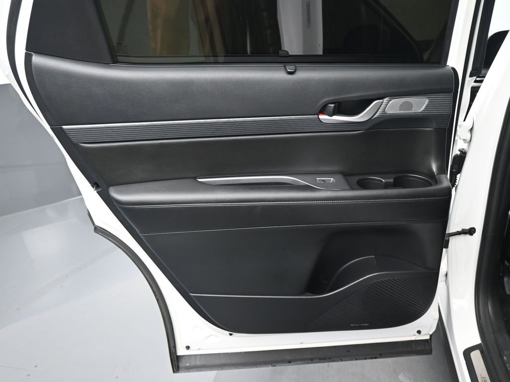 Used 2024 Hyundai Palisade Limited image 8