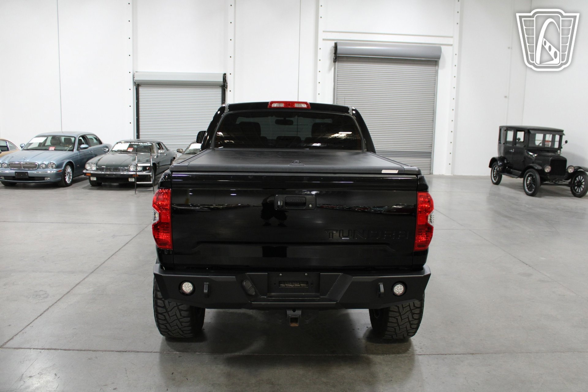 Used 2014 Toyota Tundra SR5 w/ TRD Off Road Package AWD/4WD image 9