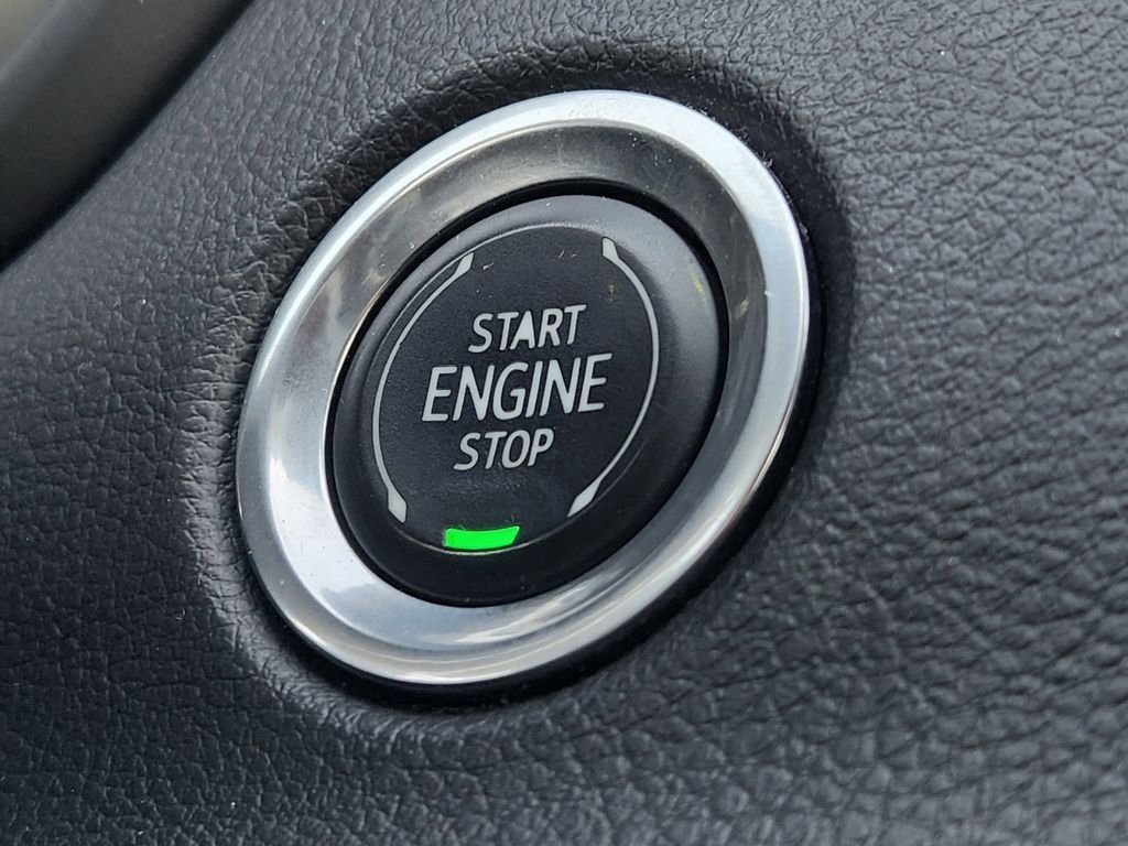 Used 2023 Cadillac XT4 Premium Luxury AWD/4WD image 21