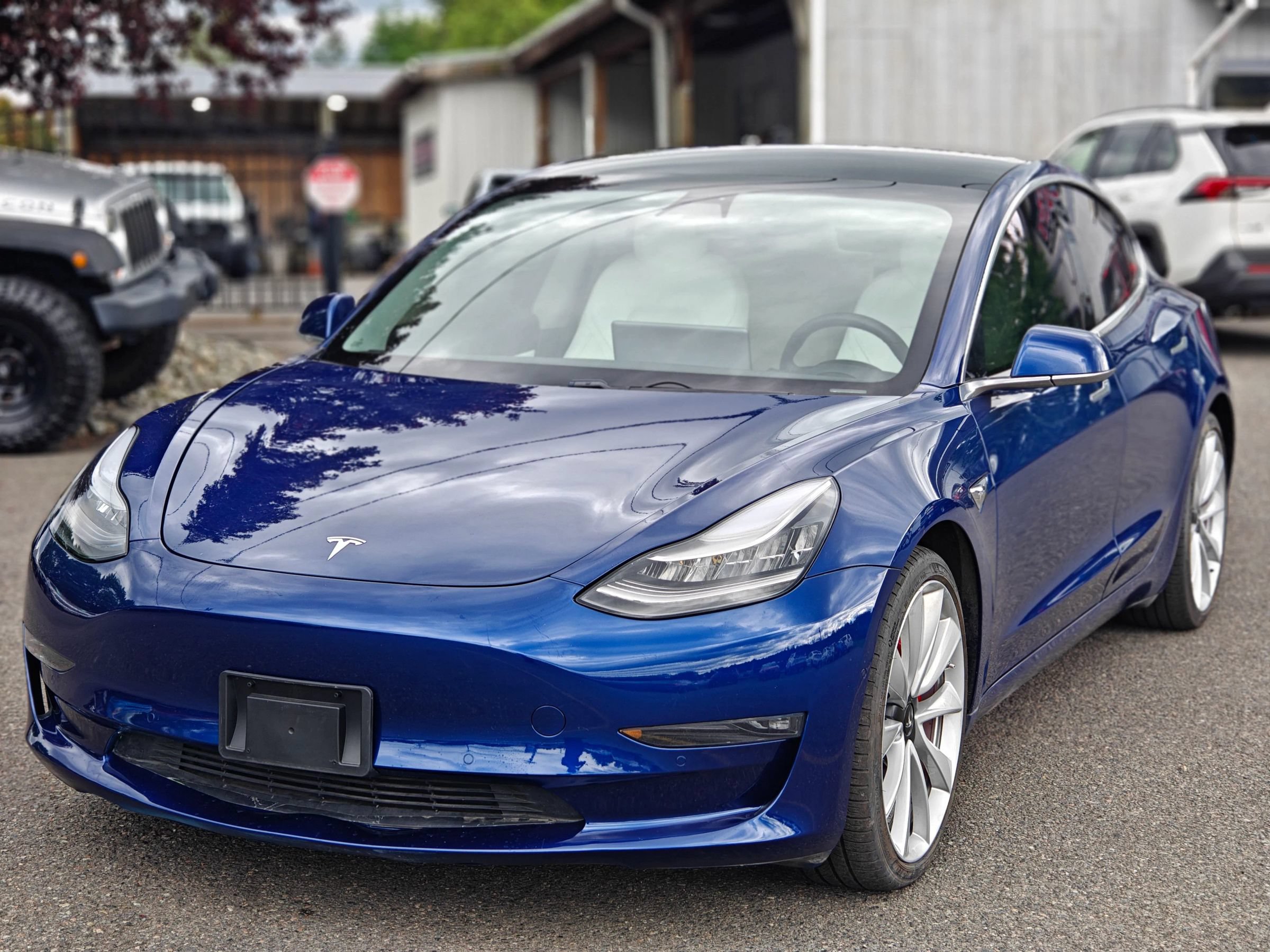 Used 2019 Tesla Model 3 Performance AWD/4WD image 5