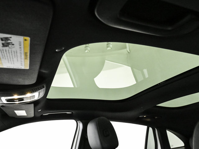 Used 2022 Mercedes-Benz GLA 250 4MATIC image 17