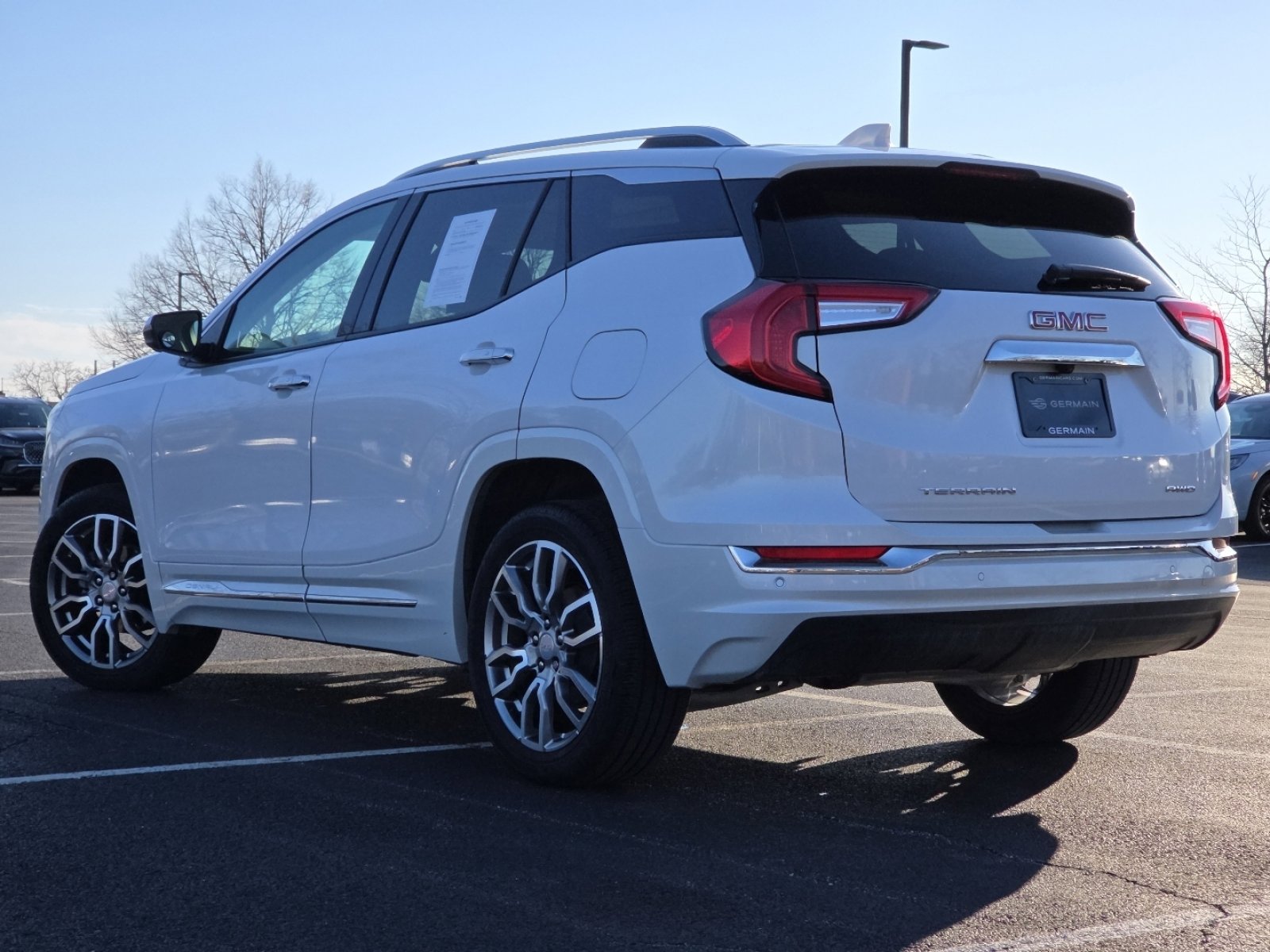 Used 2024 GMC Terrain Denali w/ Denali Premium Package image 18