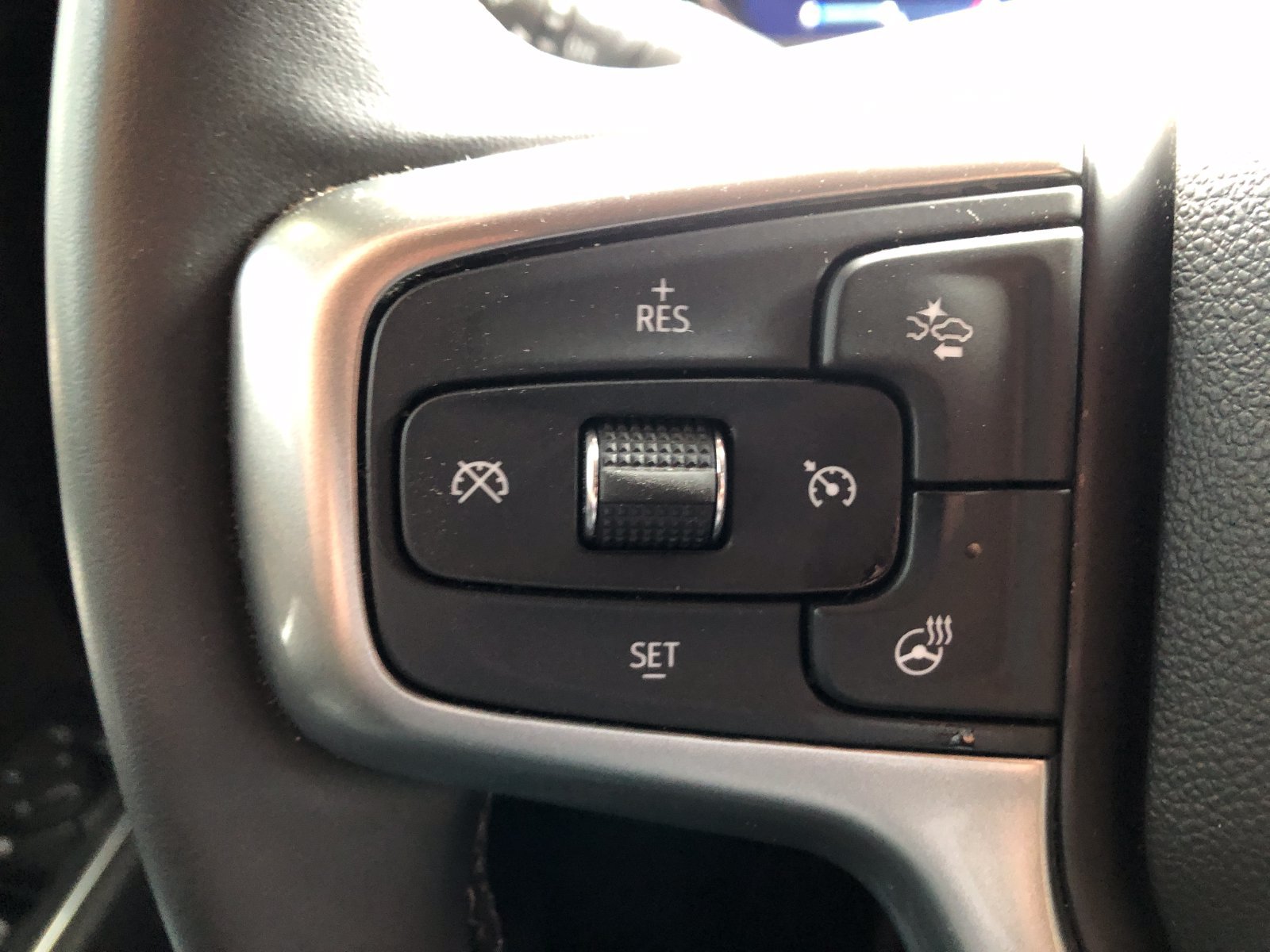 Used 2026 Chevrolet Silverado 1500 LT AWD/4WD image 31
