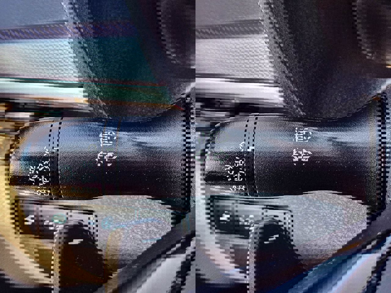 Used 2025 Nissan Altima 2.5 SR image 31