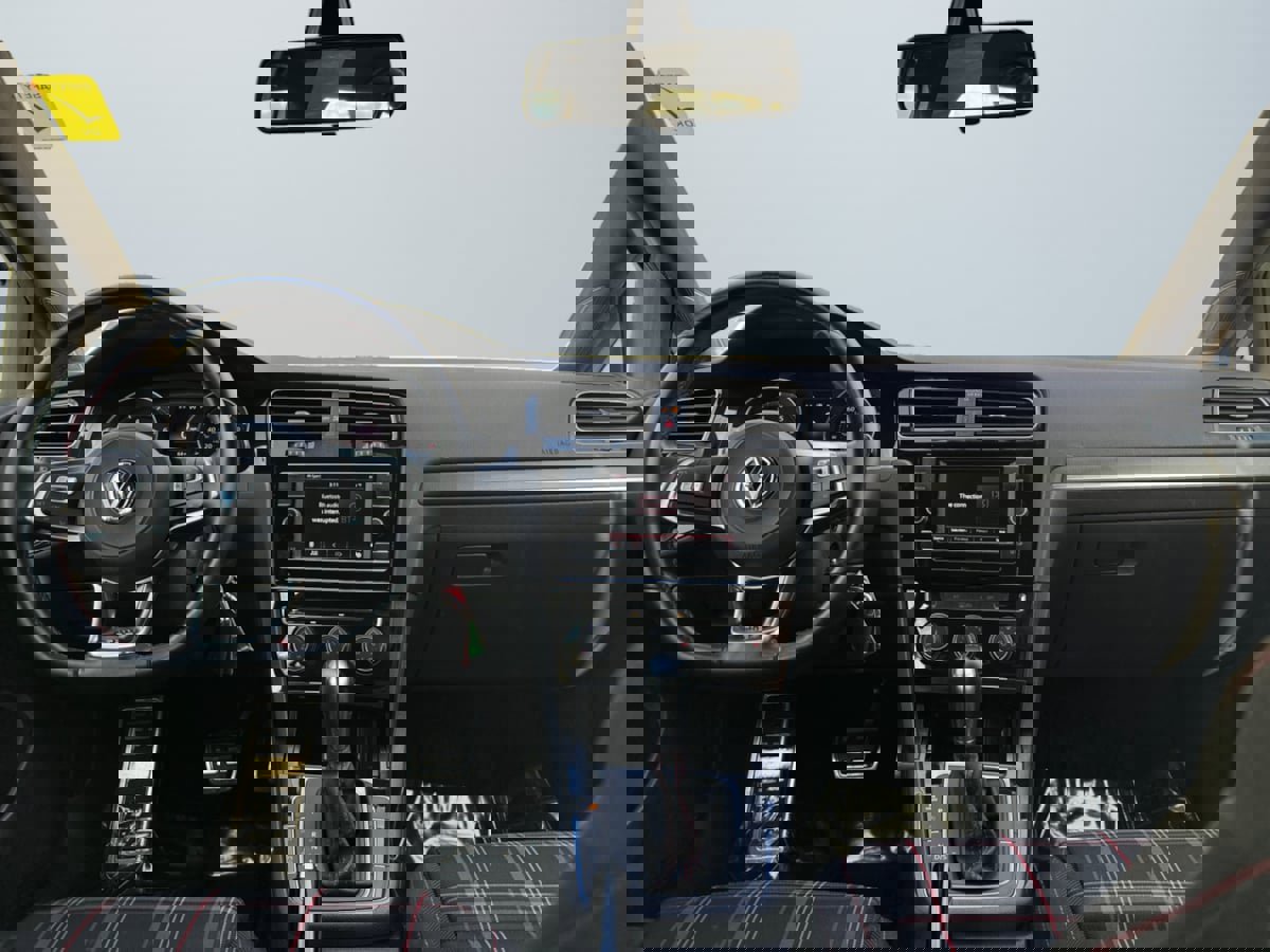 Used 2018 Volkswagen GTI S image 11