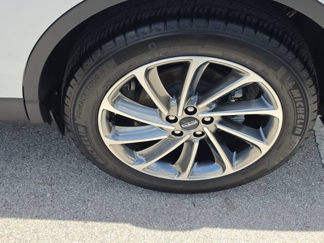 Used 2025 Lincoln Corsair FWD w/ Equipment Group 101A image 7