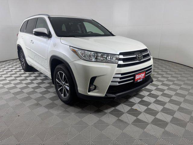 Certified 2017 Toyota Highlander XLE