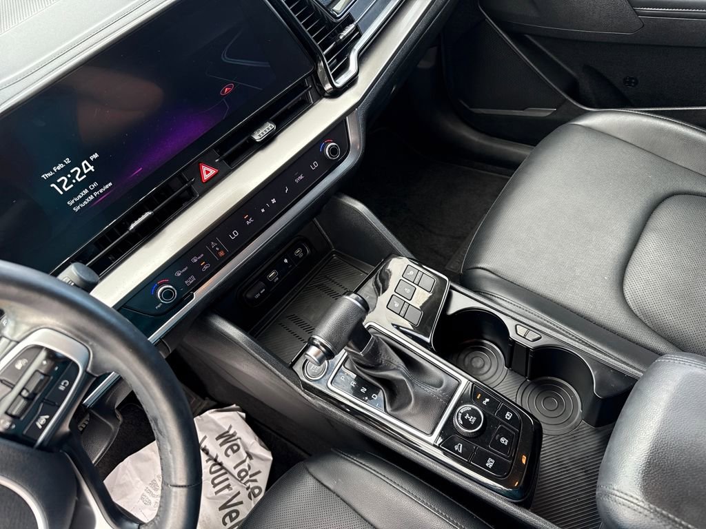 Used 2023 Kia Sportage EX image 14