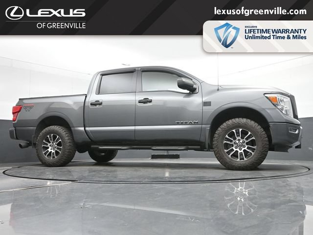 Used 2021 Nissan Titan SV w/ SV Convenience Package AWD/4WD image 11