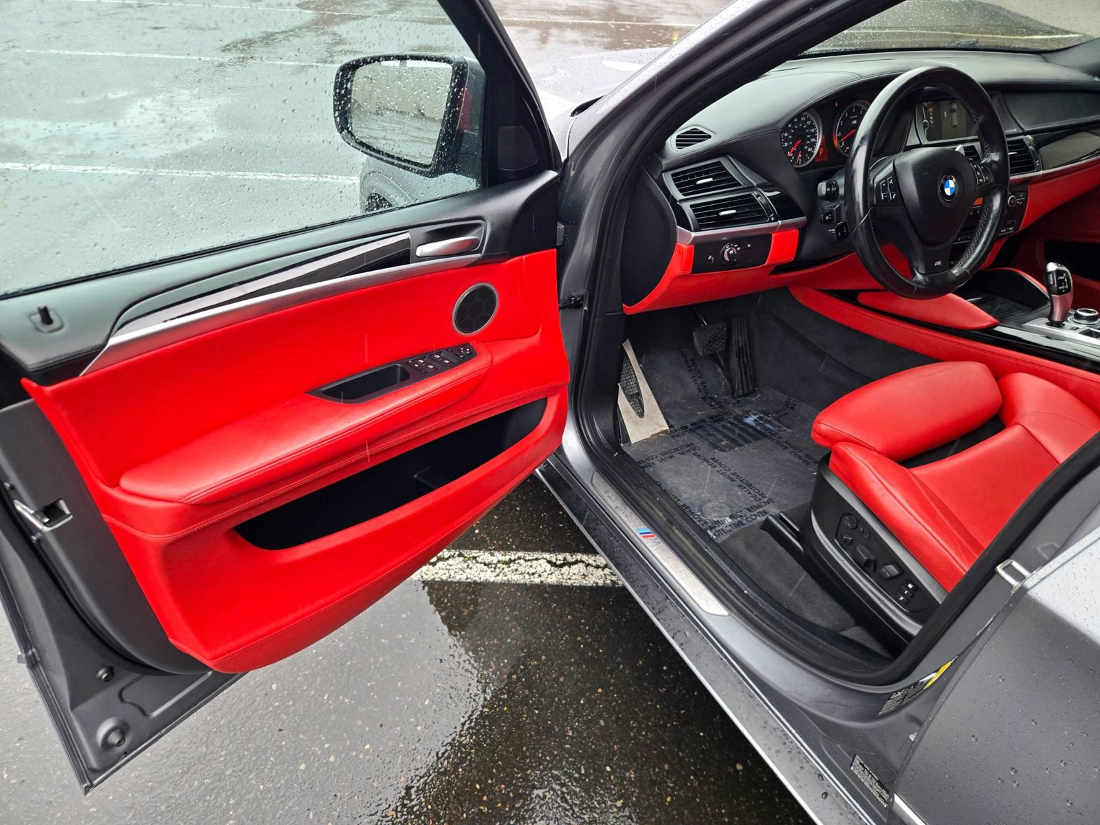 Used 2013 BMW X5 M image 10