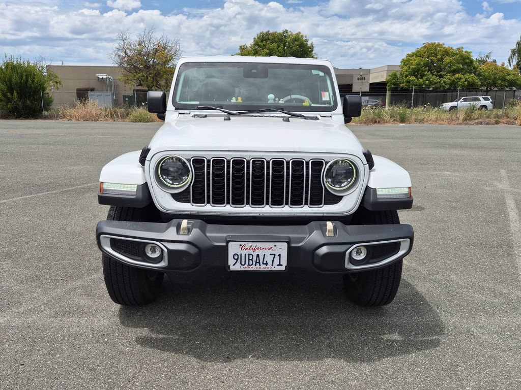 Used 2024 Jeep Wrangler Unlimited Sahara w/ Technology Group AWD/4WD image 8