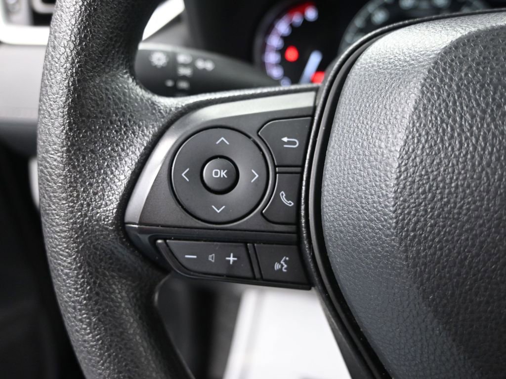 Used 2024 Toyota RAV4 LE image 27