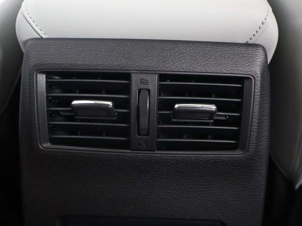 New 2026 Mitsubishi Outlander SEL AWD/4WD image 60