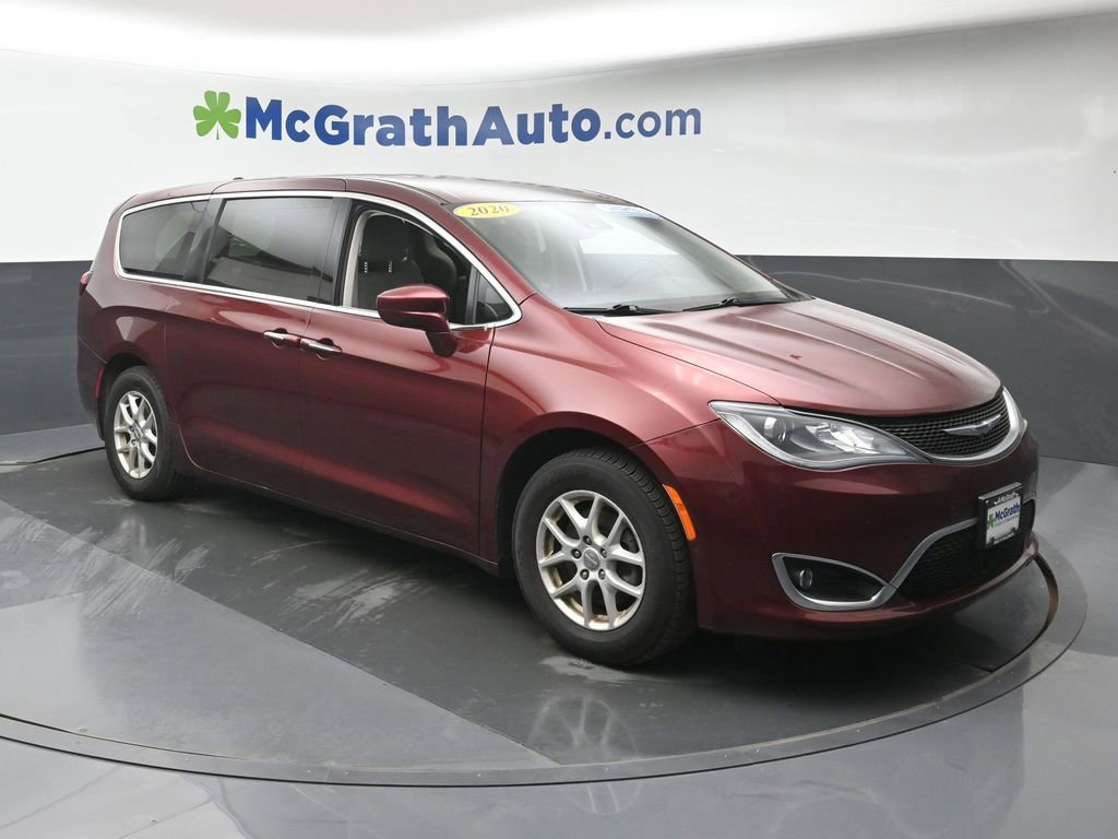 Used 2020 Chrysler Pacifica Touring w/ Advanced Safetytec Group image 2