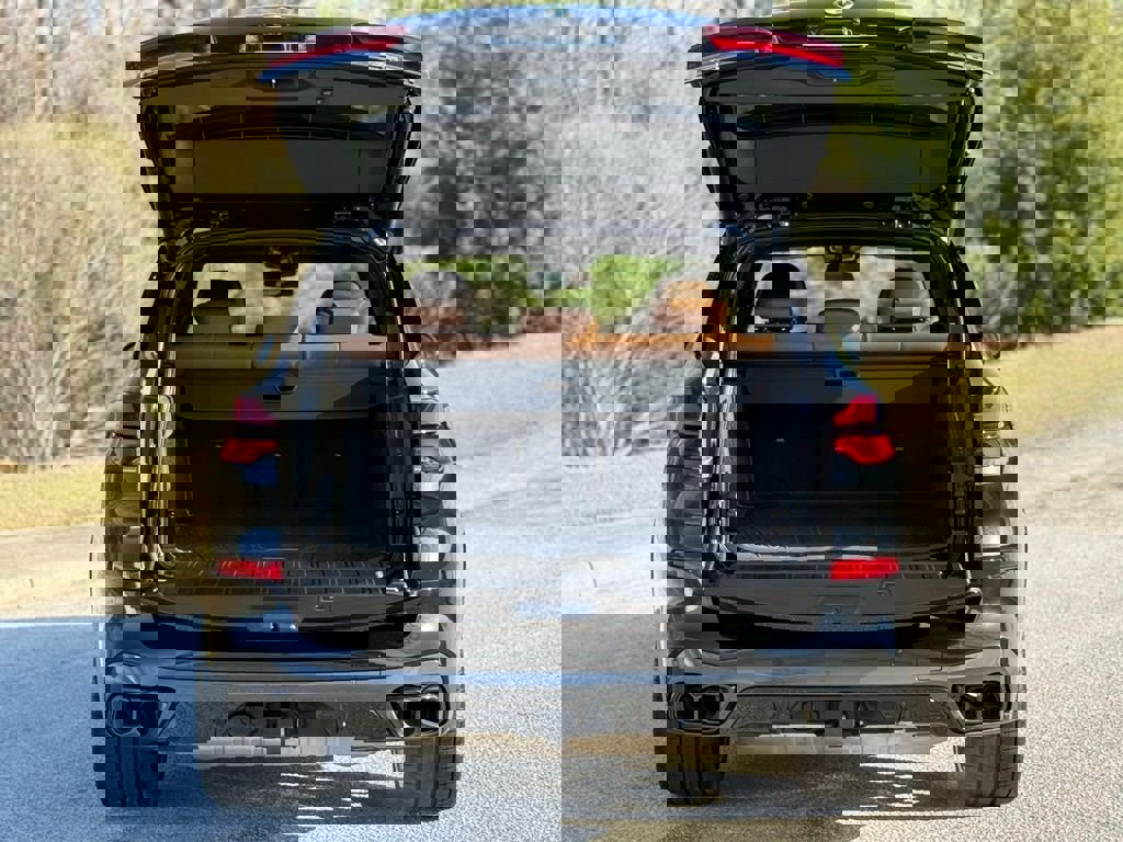 Used 2025 BMW X5 M60i image 18