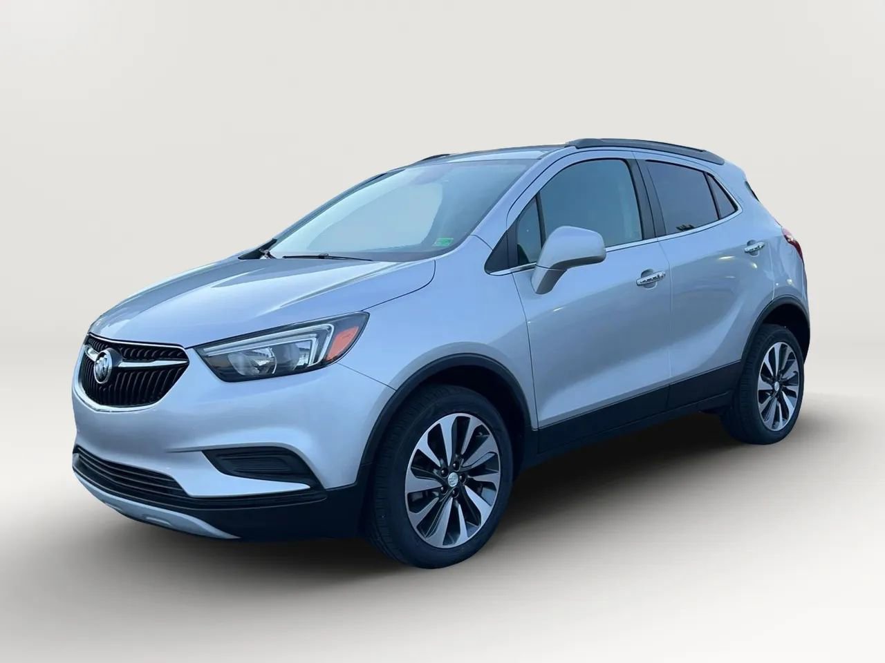 Used 2021 Buick Encore Preferred image 3