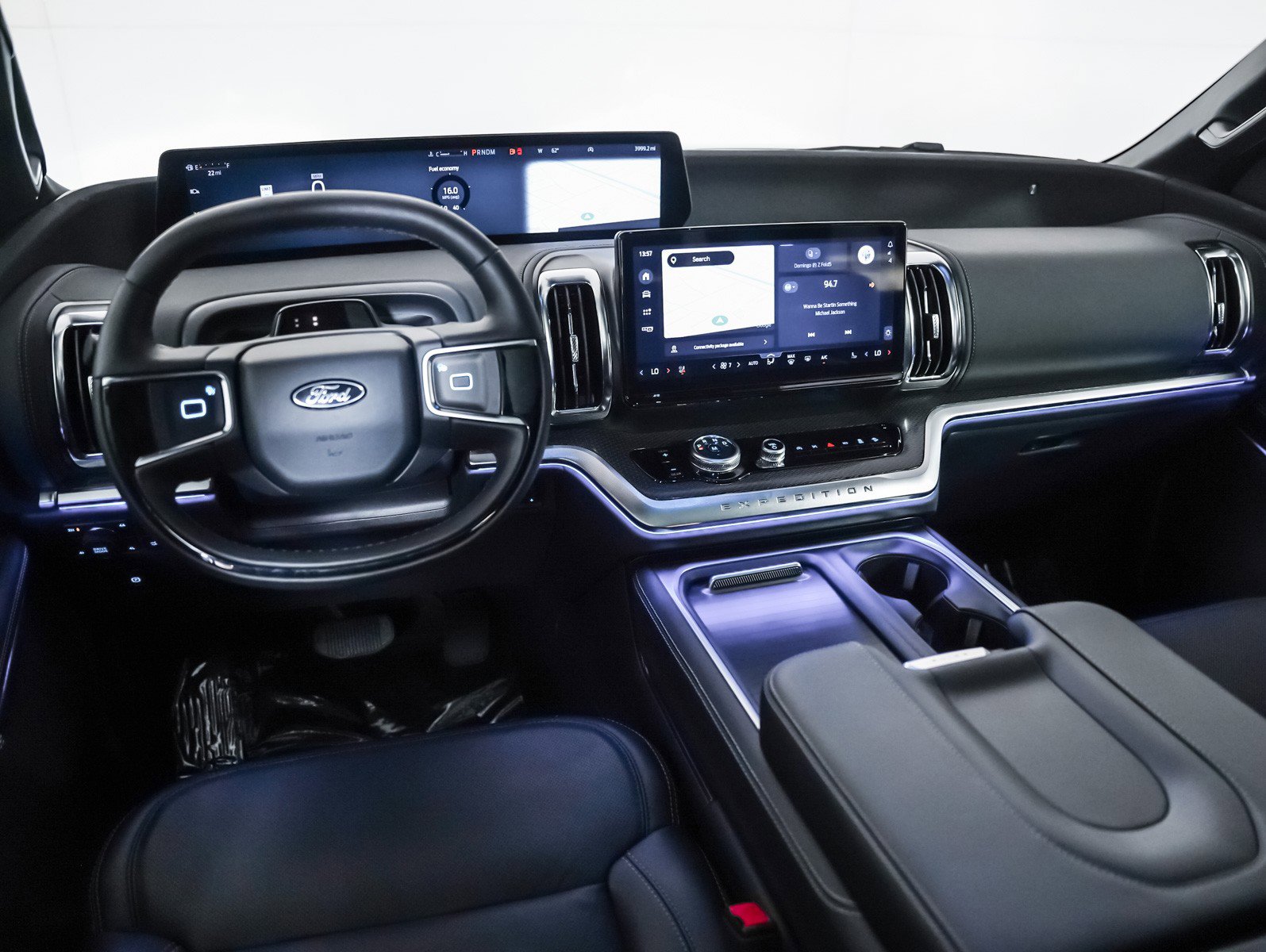 Used 2025 Ford Expedition Max Platinum w/ Stealth Performance Package image 15