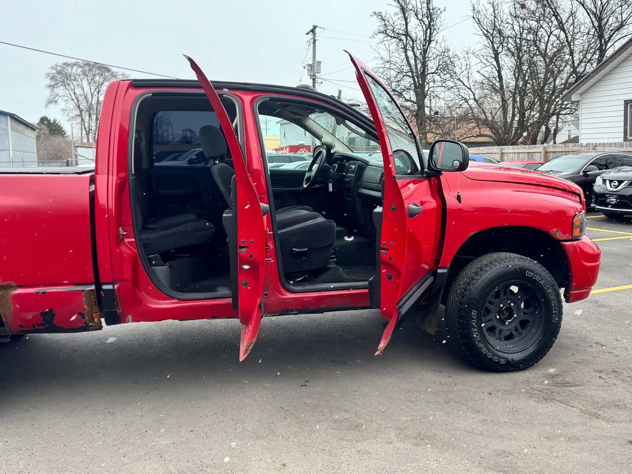 Used 2005 Dodge Ram 1500 Truck SLT w/ Sport Appearance Group image 4