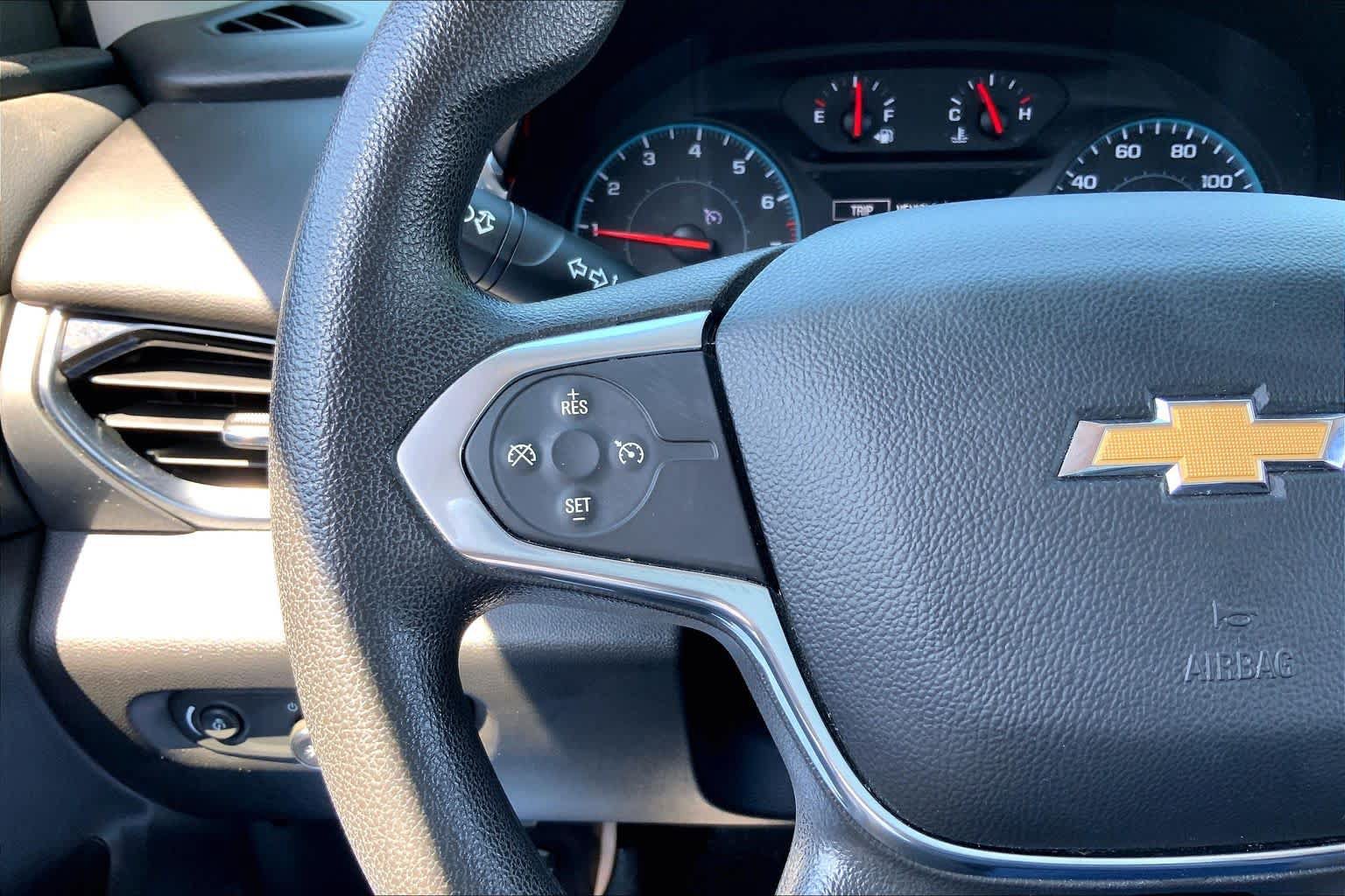 Used 2020 Chevrolet Traverse LS FWD image 24