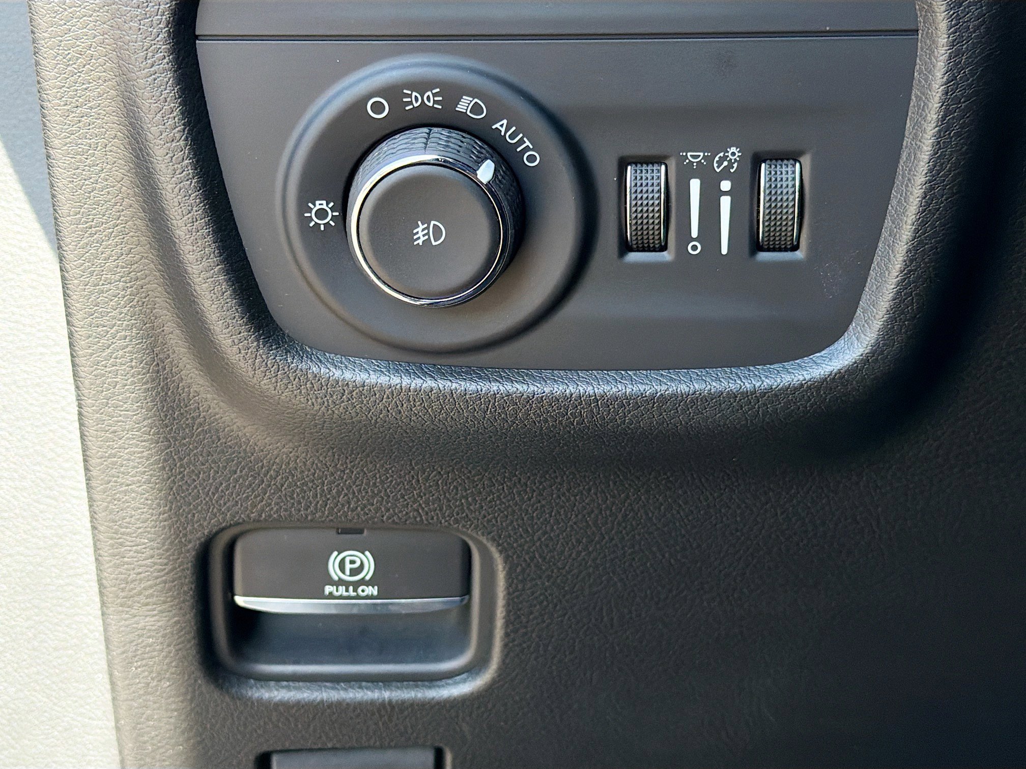 Used 2022 Jeep Grand Cherokee Summit w/ Adv Protech Group IV image 36