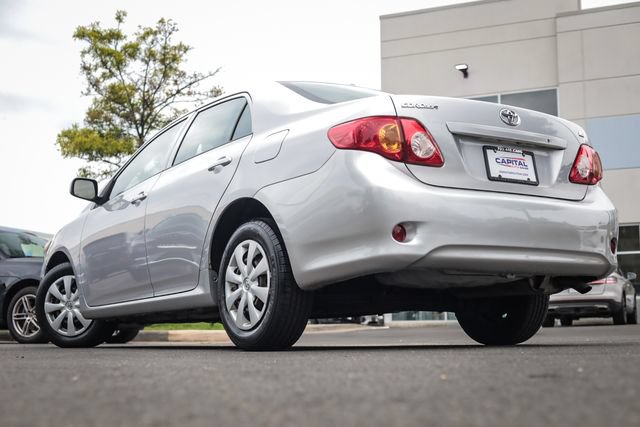 Used 2010 Toyota Corolla LE FWD image 2